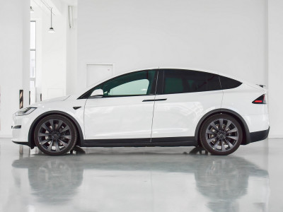 Tesla Model X  Фото №7